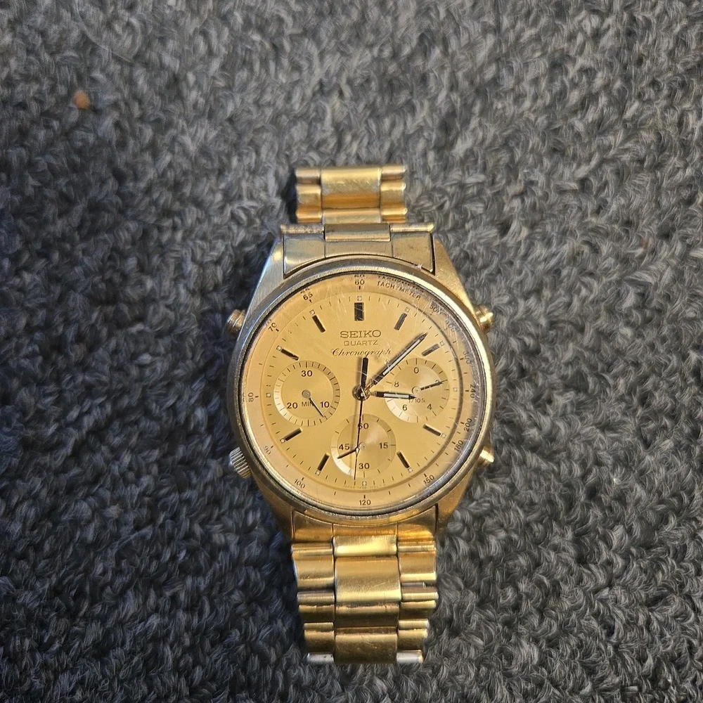 Seiko Gold Tone Men's Chronograph Watch James Bond Watch
